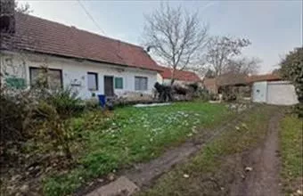 Eladó Pilisvörösvári családi ház hirdetés (77235473)