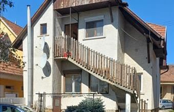 Eladó Pilisvörösvári családi ház hirdetés (15997544)