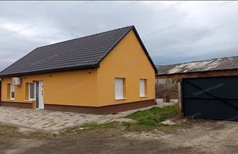 Eladó Tokodi telephely hirdetés (73972573)