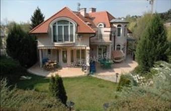 Kiadó Budapest III. kerületi ikerház hirdetés (47744999)