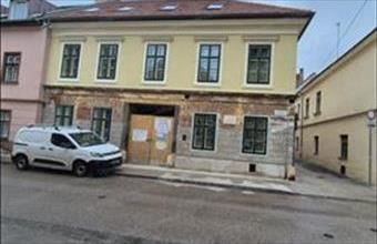 Eladó Győri iroda lakásban hirdetés (13856943)