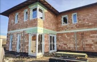 Eladó Velencei tégla lakás hirdetés (62433645)