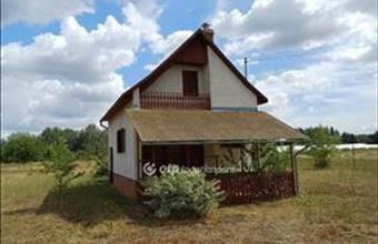 Eladó Csongrádi hétvégi ház hirdetés (57911341)