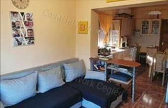 Eladó Tápiószelei családi ház hirdetés (93394337)