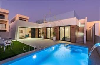 Eladó Spanyolországi kastély hirdetés (74324552)