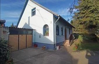 Eladó Péceli családi ház hirdetés (74347242)