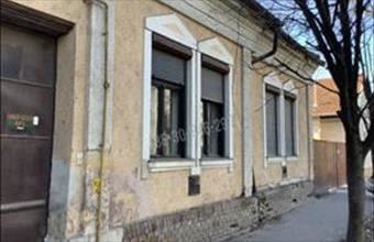 Eladó Békéscsabai családi ház hirdetés (17312743)