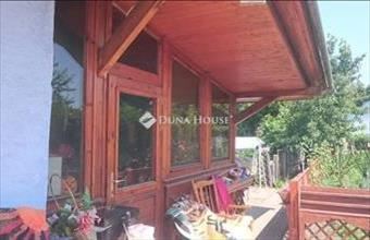 Eladó Budapest XV. kerületi családi ház hirdetés (83937342)