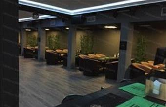 Eladó Siófoki üzlethelyiség üzletházban hirdetés (65837245)