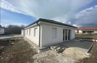 Eladó Siófoki családi ház hirdetés (77941829)