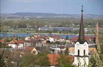 Eladó Budakalászi külterületi telek hirdetés (67278784)