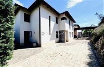 Eladó Pécsi családi ház hirdetés (24943543)