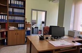 Eladó Szegedi iroda irodaházban hirdetés (73774559)