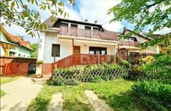 Eladó Veszprémi családi ház hirdetés (44343353)