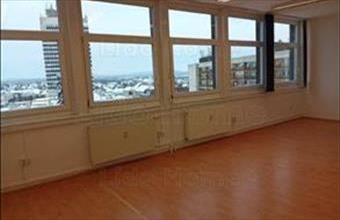 Eladó Veszprémi iroda irodaházban hirdetés (72538873)