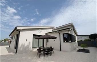 Eladó Kecskeméti családi ház hirdetés (67134743)