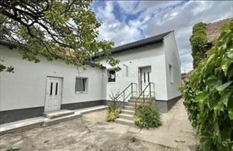 Eladó Budapest XVIII. kerületi családi ház hirdetés (53649671)