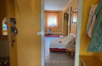 Eladó Taksonyi családi ház hirdetés (89763277)