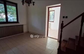 Eladó Budapest II. kerületi családi ház hirdetés (93855735)