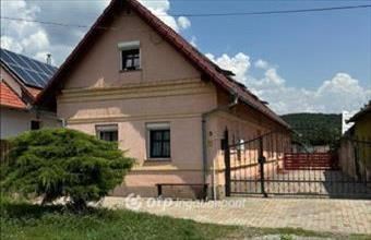 Eladó Cserkúti családi ház hirdetés (46337563)