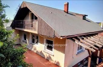 Eladó Győrújbaráti családi ház hirdetés (96397943)