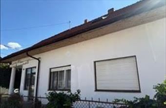 Eladó Pécsi családi ház hirdetés (97354934)
