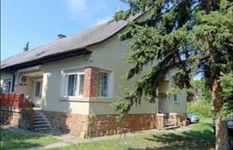 Eladó Almásfüzitői ikerház hirdetés (84148912)