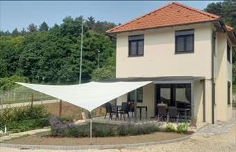 Eladó Veszprémi családi ház hirdetés (72577218)