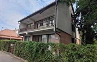 Eladó Jászberényi családi ház hirdetés (87623493)