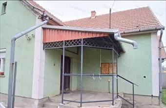 Eladó Tiszaföldvári családi ház hirdetés (29578322)