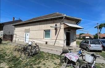 Eladó Túrkevei egyéb üzlethelyiség hirdetés (97473837)