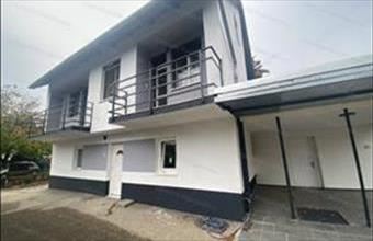 Eladó Balatonfűzfői családi ház hirdetés (37457993)