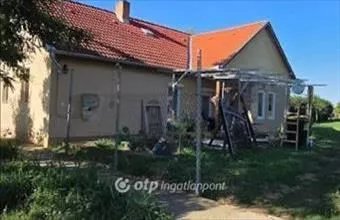 Eladó Szavai családi ház hirdetés (43316733)