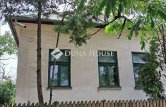 Eladó Jászkiséri kastély hirdetés (49739773)