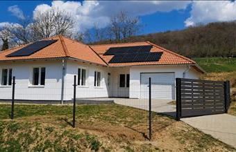 Eladó Szekszárdi családi ház hirdetés (43325338)