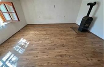 Eladó Szarvasi tanya hirdetés (45874724)