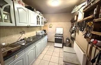 Eladó Izsáki családi ház hirdetés (31367821)