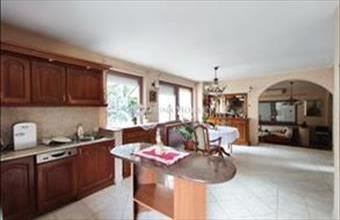 Eladó Szentendrei családi ház hirdetés (95874962)