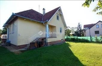 Eladó Debreceni családi ház hirdetés (87172348)