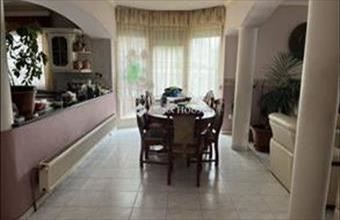 Eladó Szentendrei ikerház hirdetés (19321793)