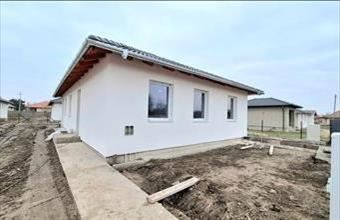 Eladó Kiskunlacházai családi ház hirdetés (33498331)