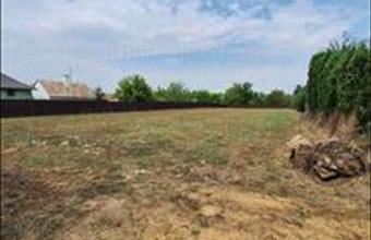 Eladó Mezőkomáromi lakóövezeti telek hirdetés (24543556)