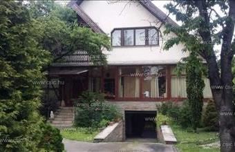 Eladó Budapest III. kerületi családi ház hirdetés (23446412)