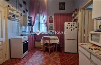 Eladó Szegedi egyéb lakás hirdetés (63348767)