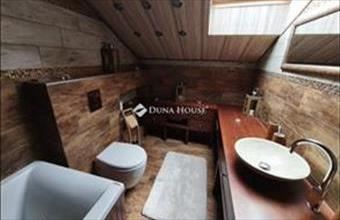 Eladó Pilisszentiváni családi ház hirdetés (35493345)