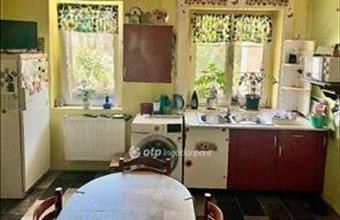 Eladó Monyoródi családi ház hirdetés (12956949)