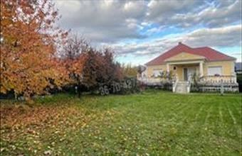 Eladó Egeri családi ház hirdetés (57874369)