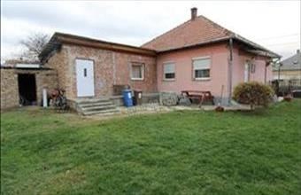 Eladó Valkói családi ház hirdetés (95445538)