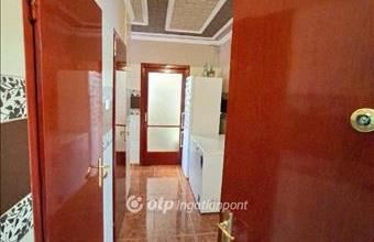 Eladó Szabadszállási panel lakás hirdetés (42419653)