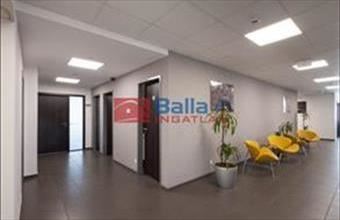 Kiadó Budapest XV. kerületi iroda irodaházban hirdetés (83343494)